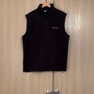 Columbia Men’s Black Fleece Vest